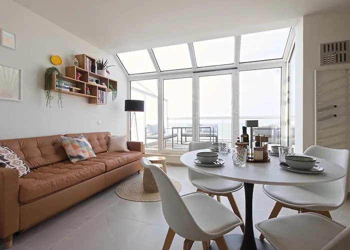 Апартаменты The Happy View - Penthouse Met 2 Terrassen Op De Zeedijk *