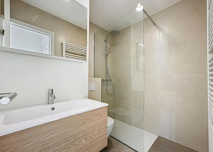 The Happy View - Penthouse Met 2 Terrassen Op De Zeedijk * Кнокке-Хейст